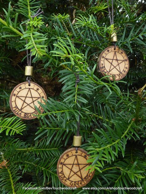Yule tree decor inspired by paganism